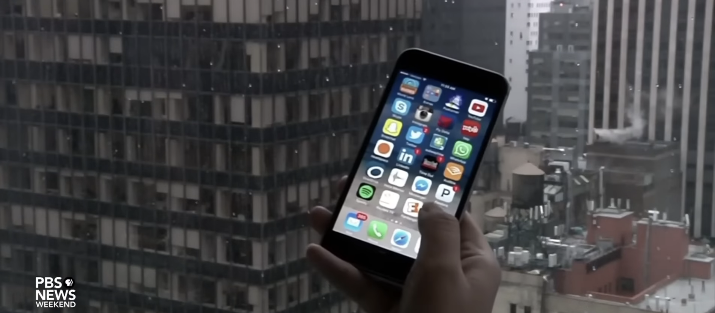 How New Technologies Accelerate Spread of Conspiracy Theories